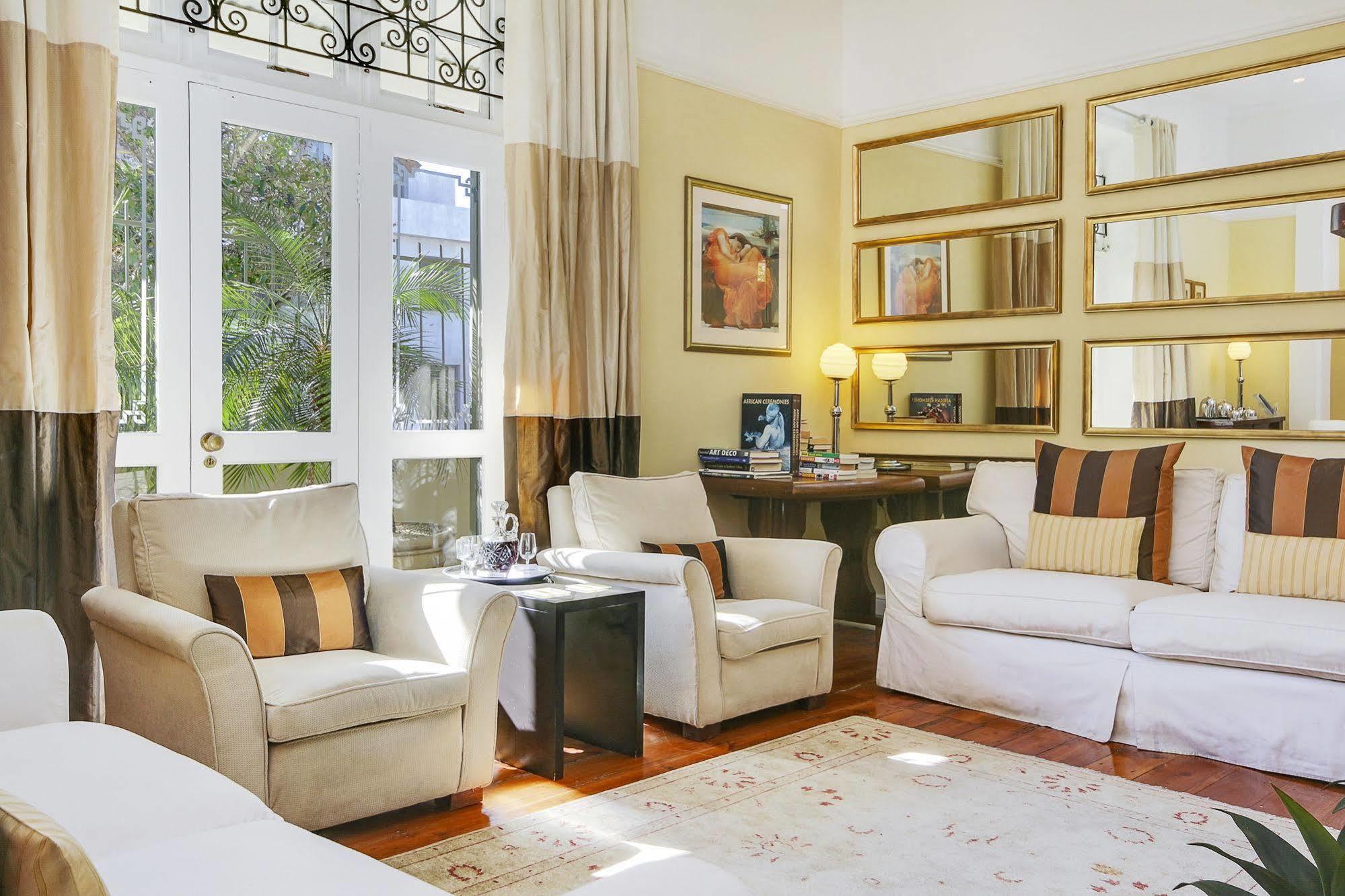 Liberty Lodge Guest House Cidade Do Cabo Exterior foto